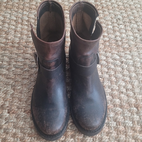 Frye Veronica Brown Distress Leather Ankle Boot with Buckle Size 7 Grunge Biker - Picture 2 of 7